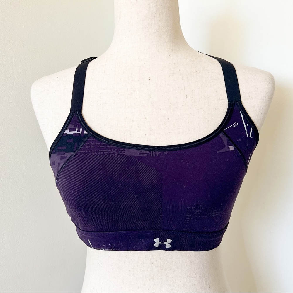 Under Armour Women’s Dark Purple Reflected Mid Printed Sports Bra Size Medium